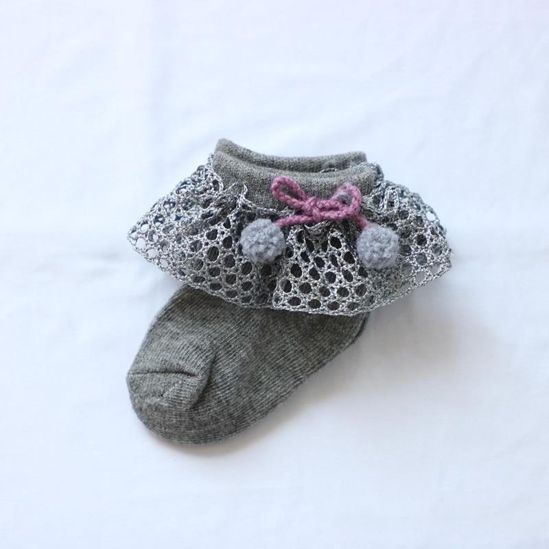 Short Lace Sock