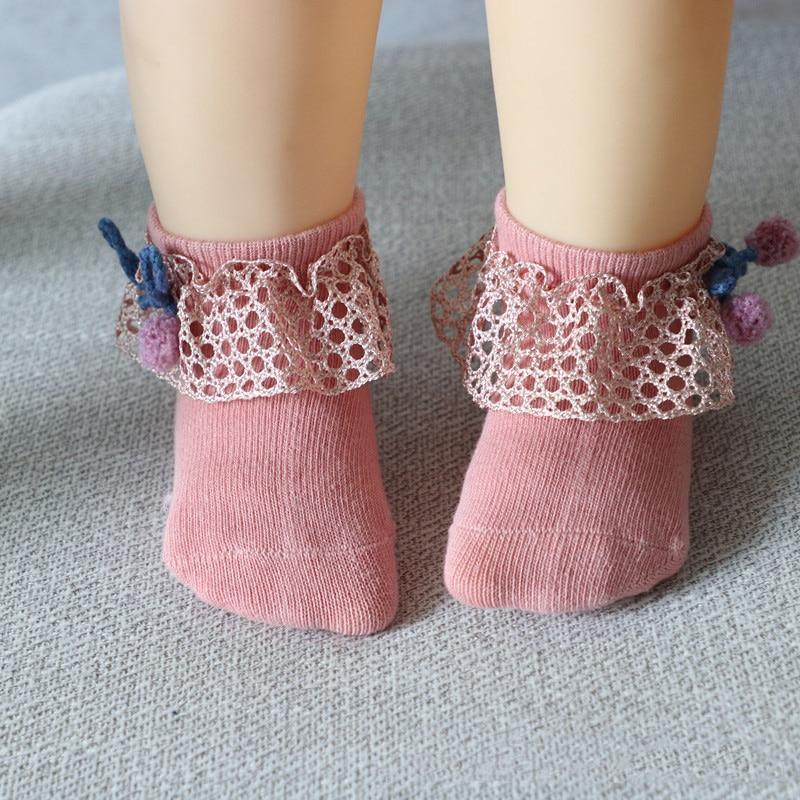 Short Lace Sock