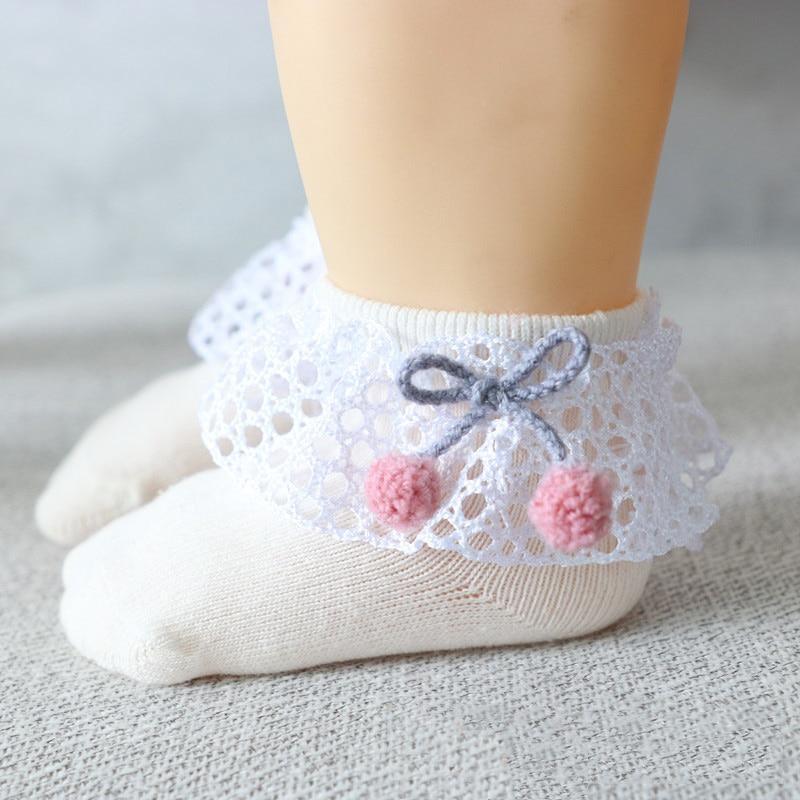 Short Lace Sock