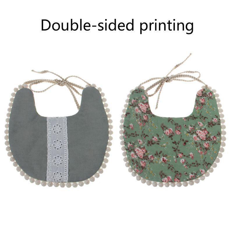 The Sunday Picnic Bib