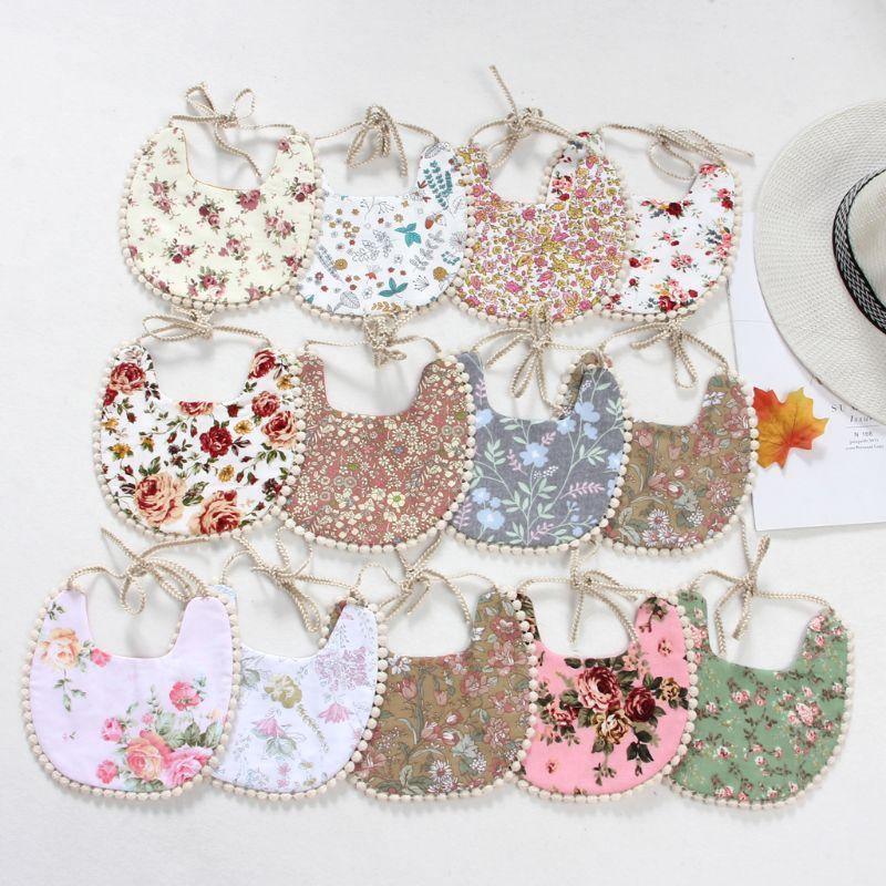 The Sunday Picnic Bib