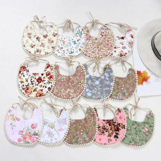 It’s Giving Vintage Bib