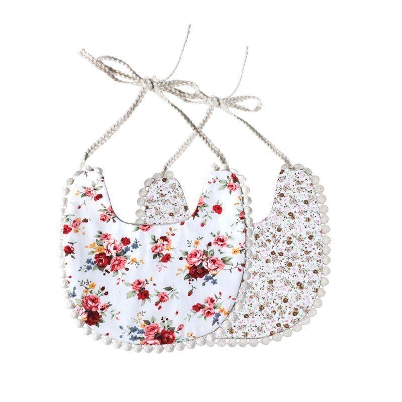 Babcia’s Kwiatuszek Bib