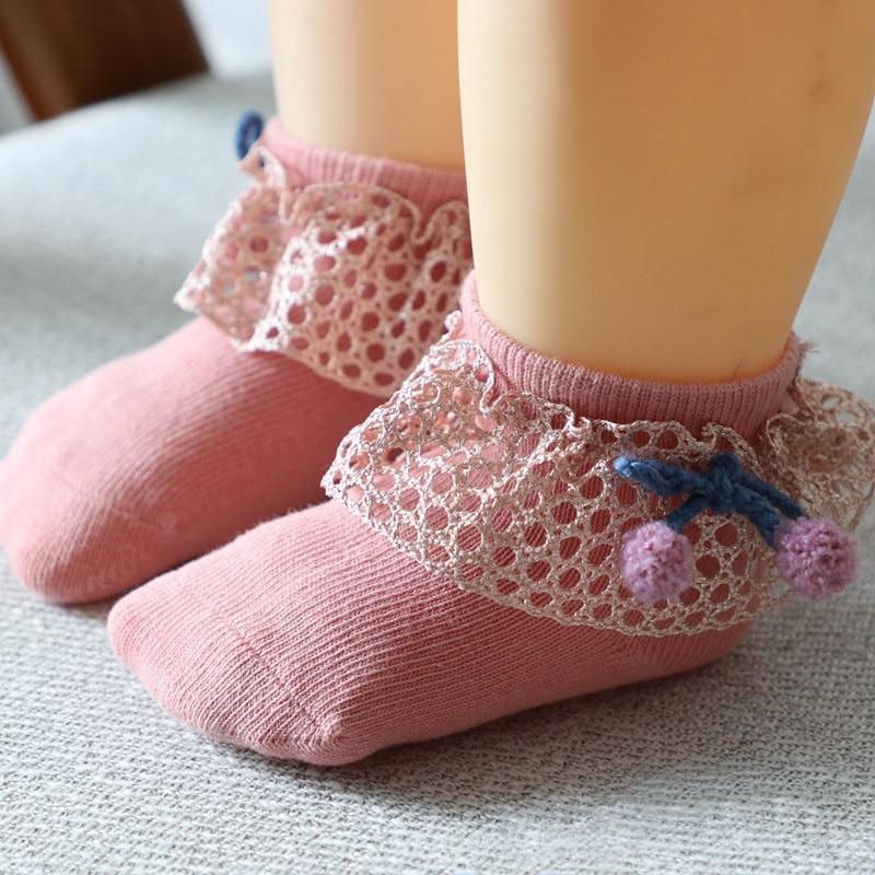 Short Lace Sock